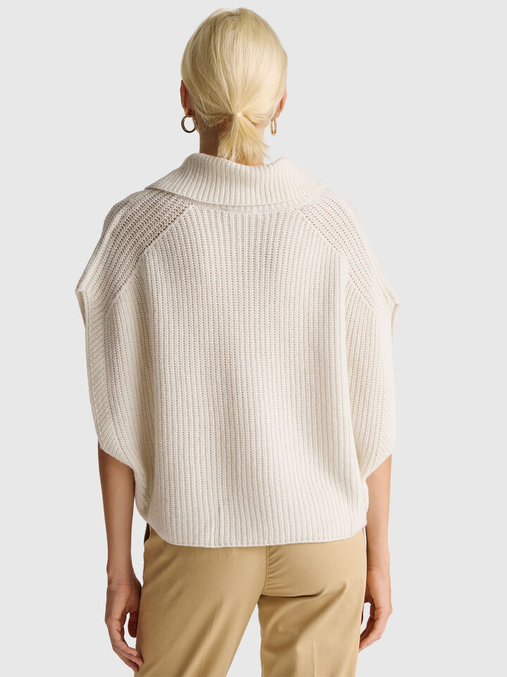 CAPE Women image number 2